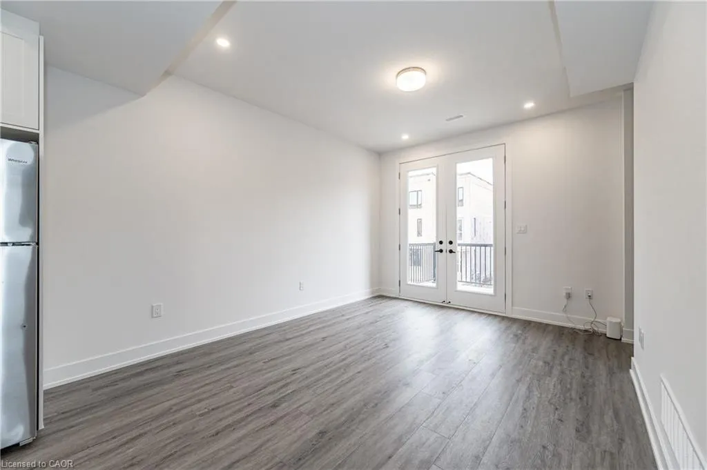 99 Roger Street, #8