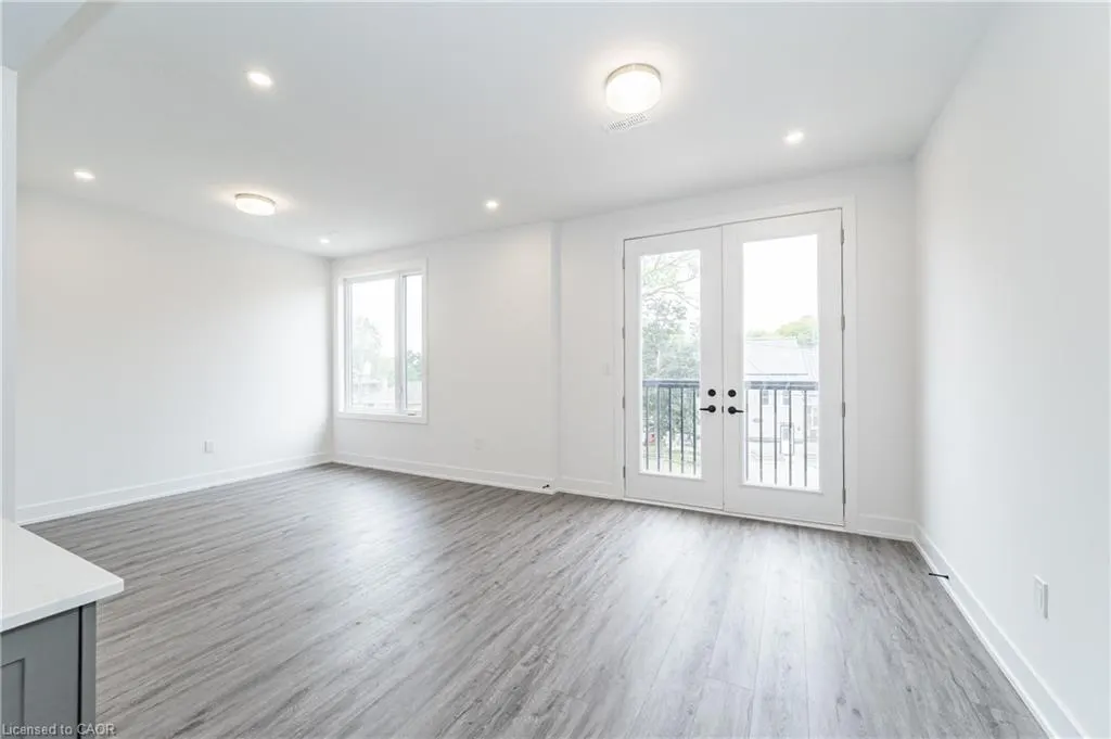 99 Roger Street, #8
