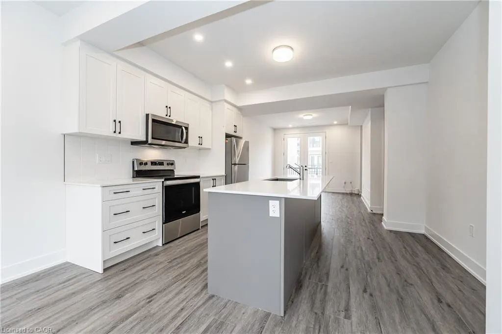 99 Roger Street, #8