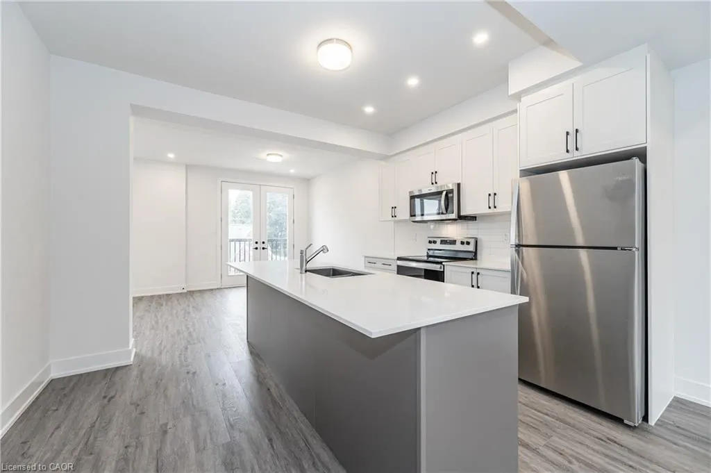 99 Roger Street, #8