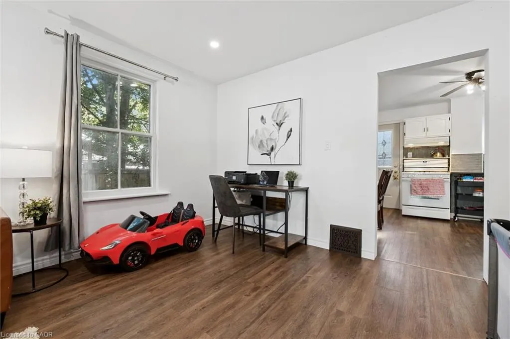 9 Metcalfe Street