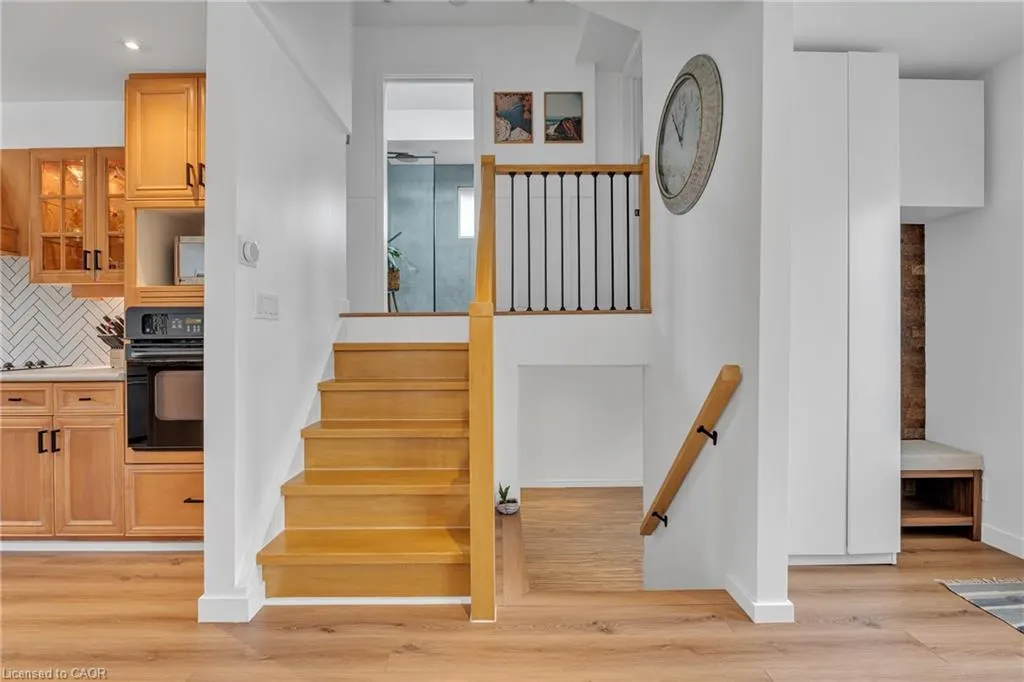 35 Hickery Place