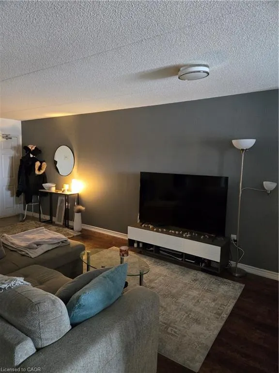 1390 Main Street E, #305