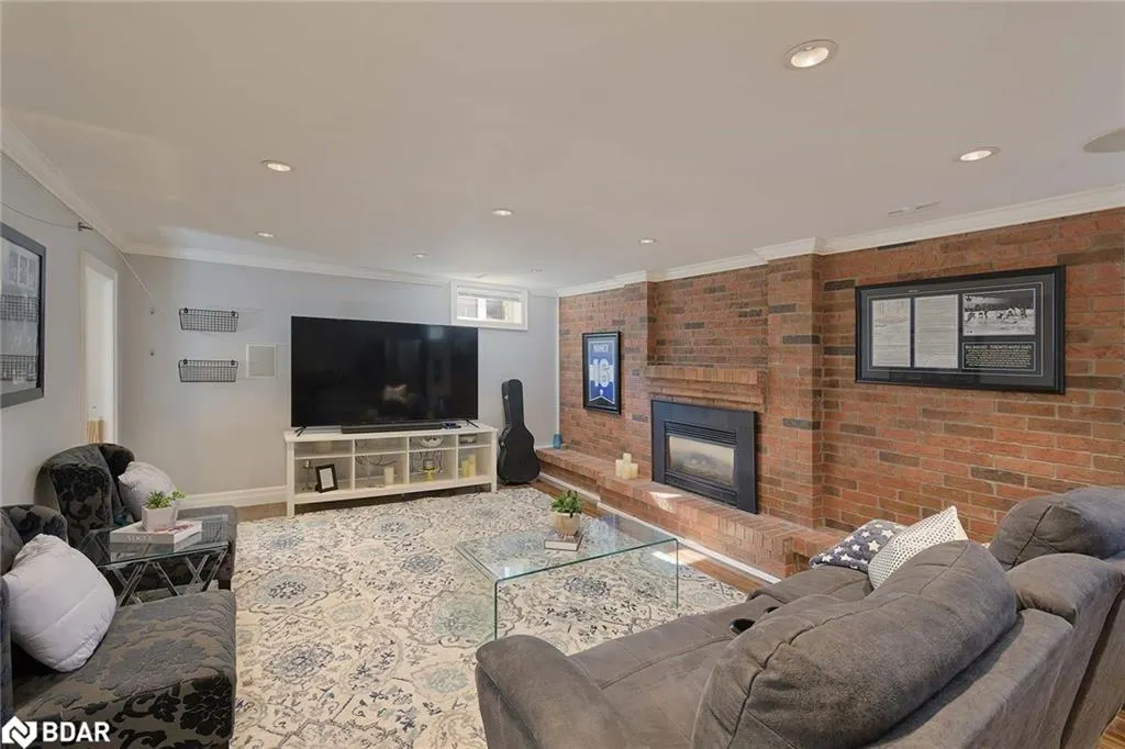 272 Oriole Court