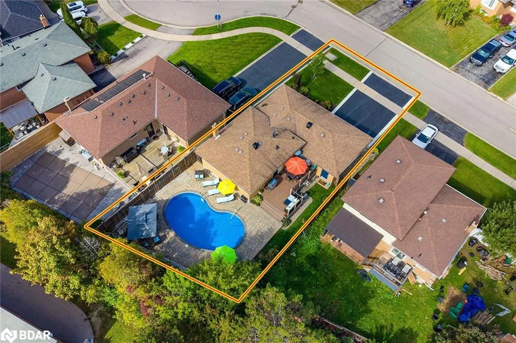 272 Oriole Court