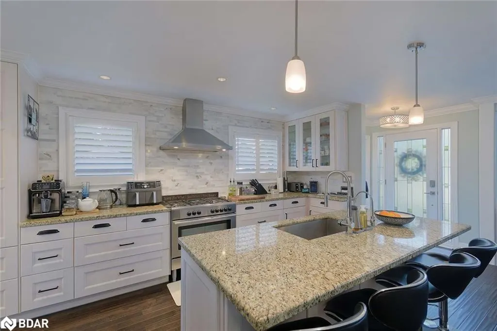 272 Oriole Court