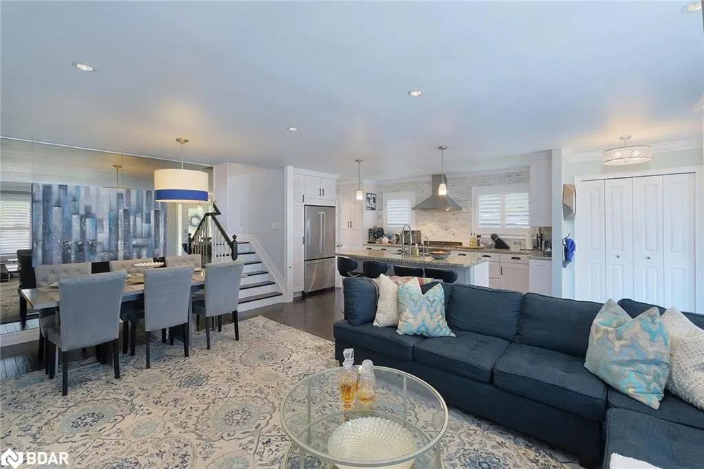 272 Oriole Court
