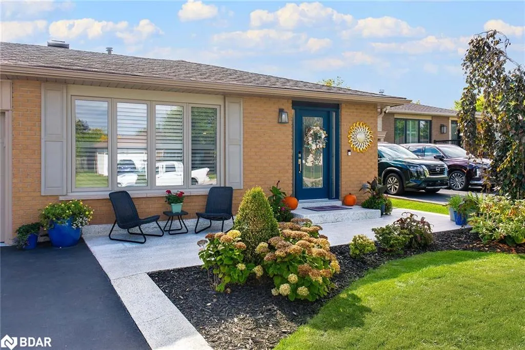 272 Oriole Court