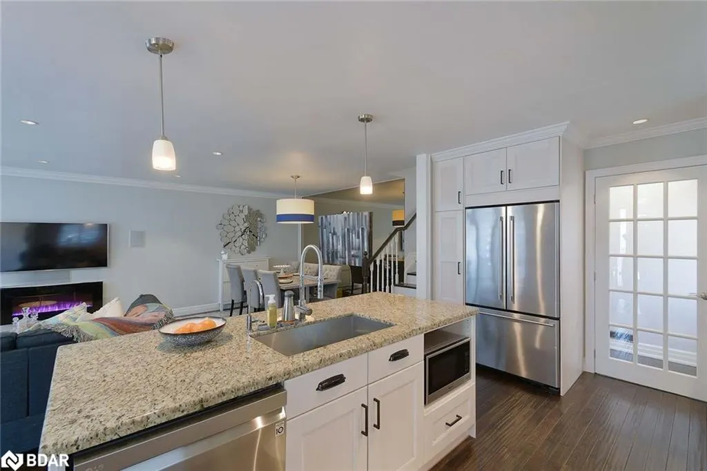 272 Oriole Court