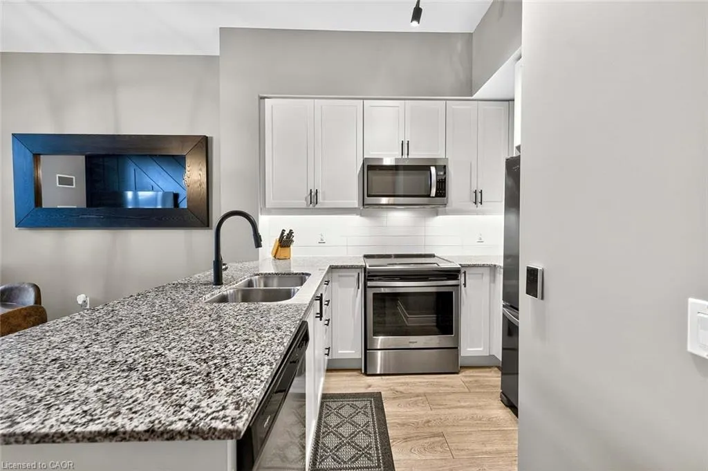 1050 Main Street E, #114
