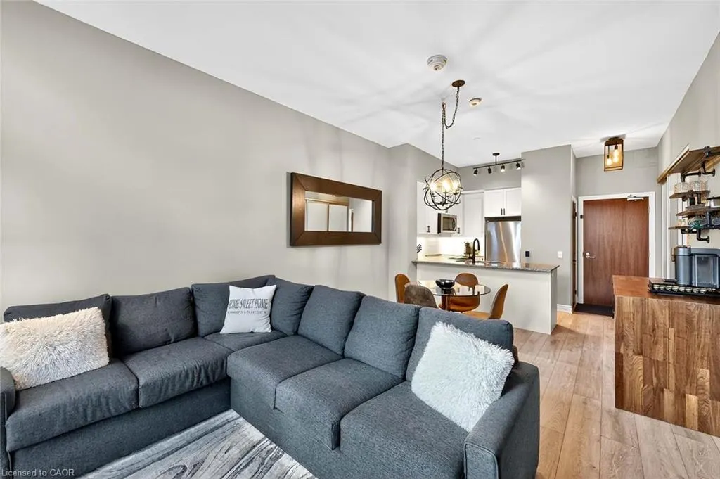 1050 Main Street E, #114