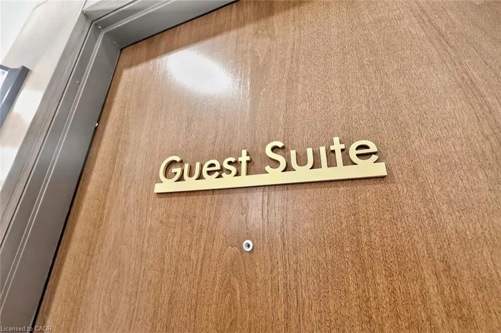 1050 Main Street E, #114