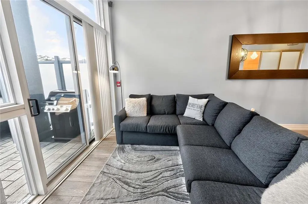 1050 Main Street E, #114