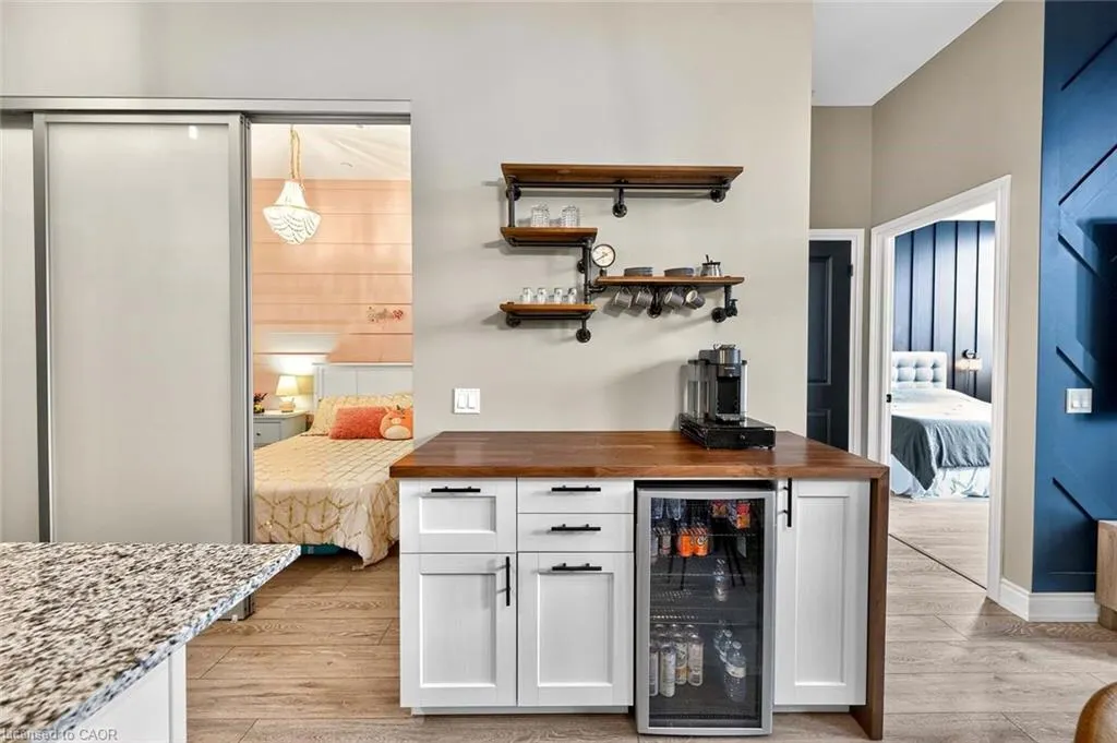 1050 Main Street E, #114