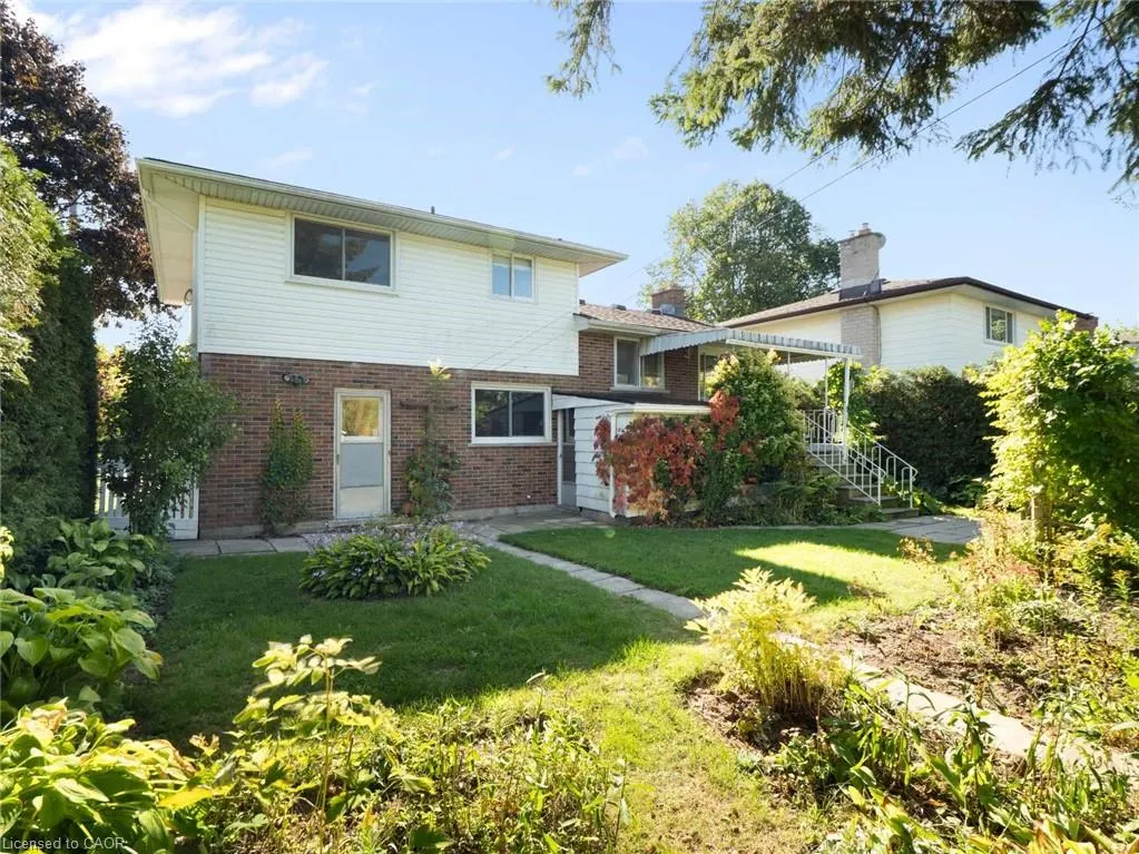 48 Glenbrook Drive