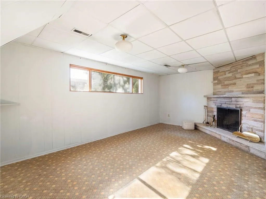 48 Glenbrook Drive