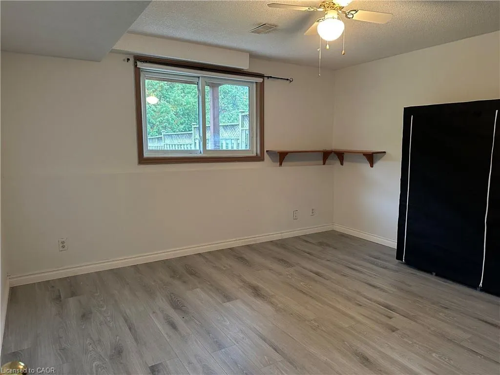 417 Bankside Crescent, #LOWER/MAIN