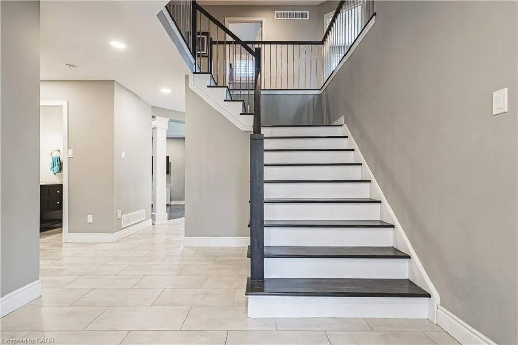 19 Liuna Court