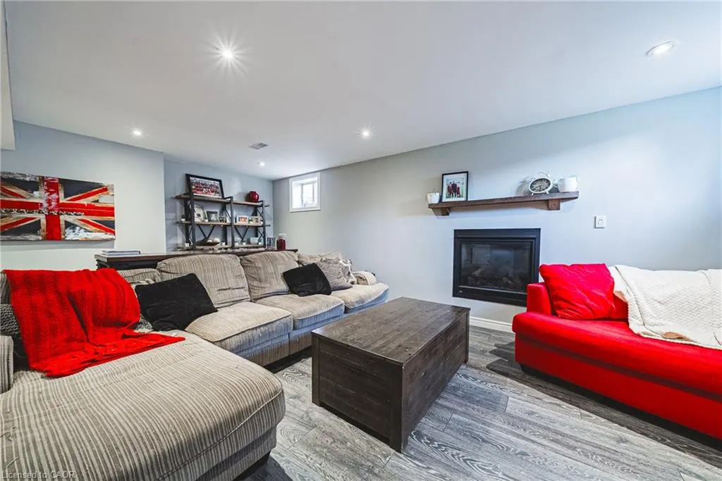 19 Liuna Court