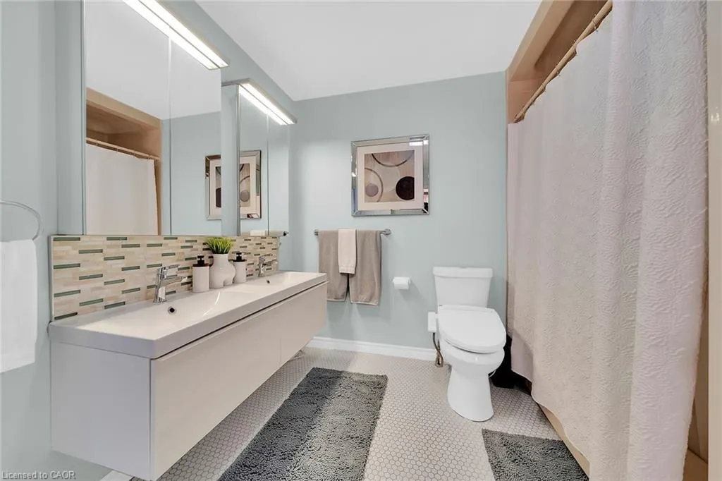 2301 Cavendish Drive, #129