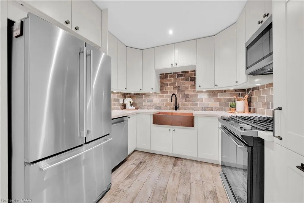 2301 Cavendish Drive, #129
