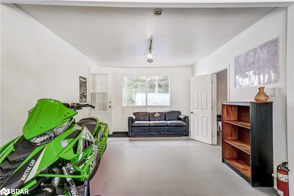949 Raymond Road