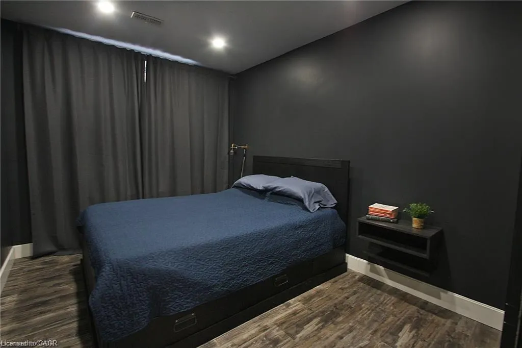 23 Scarletwood Street, #Lower