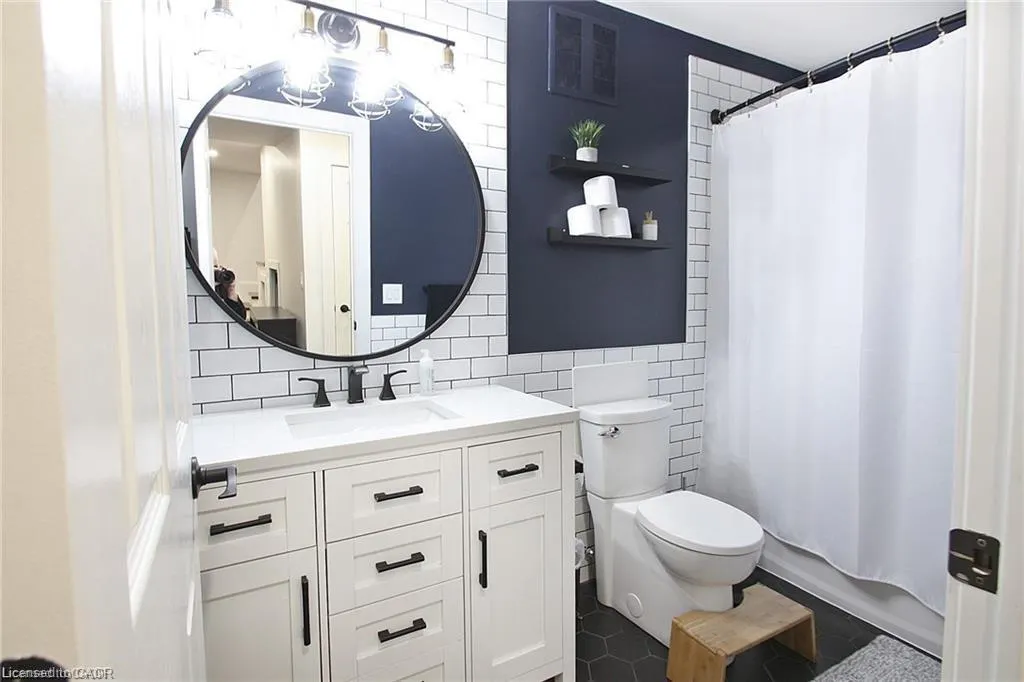 23 Scarletwood Street, #Lower