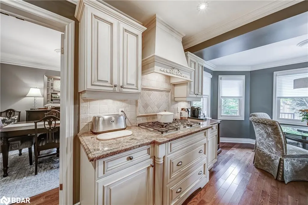 35 Golf Links Drive