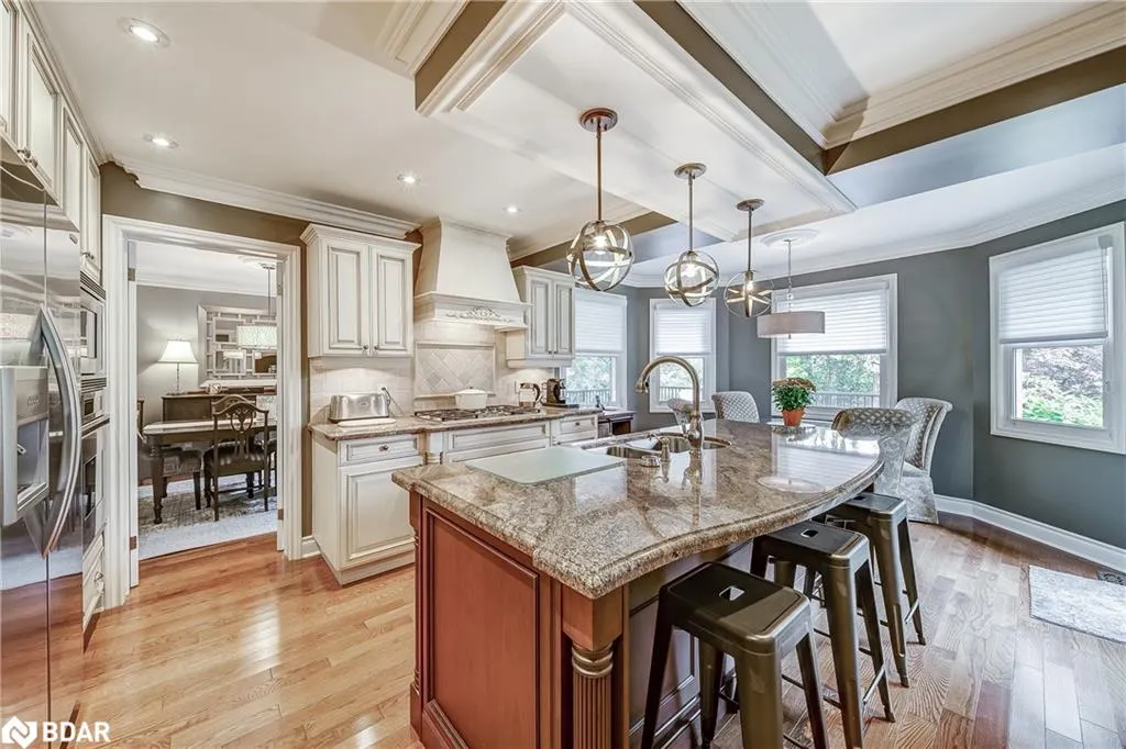 35 Golf Links Drive