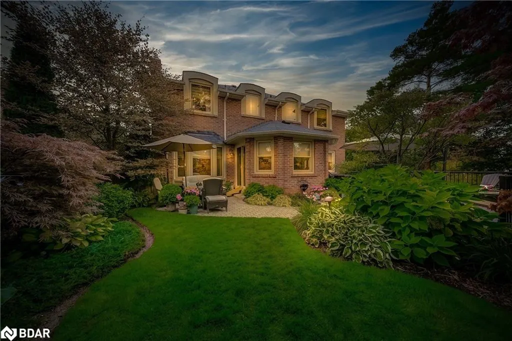 35 Golf Links Drive