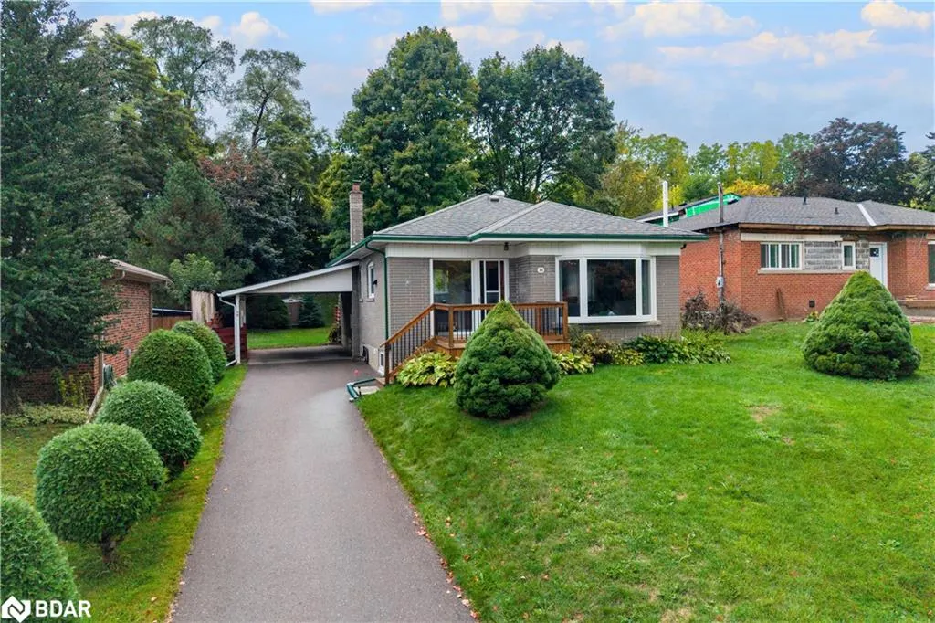 36 Hewson Crescent