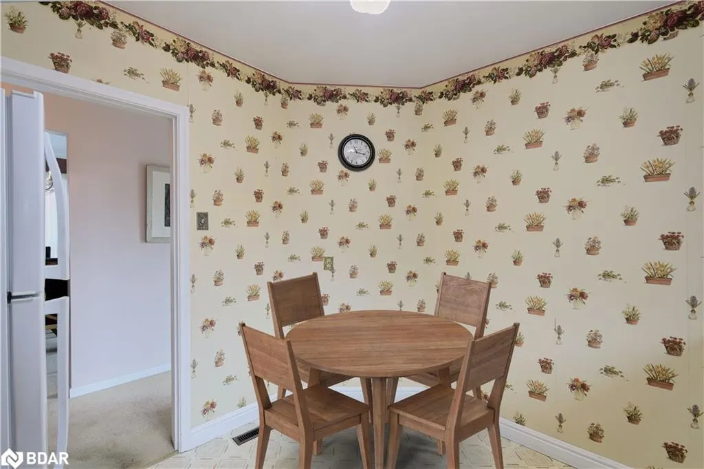 36 Hewson Crescent