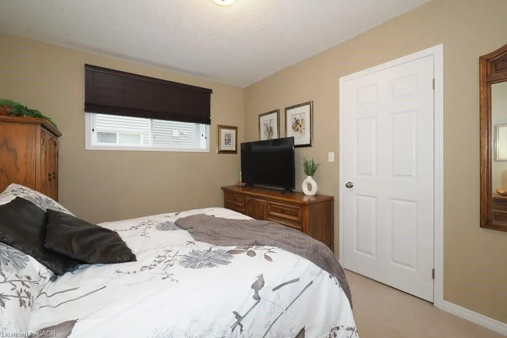 240 Westmeadow Drive, #D13