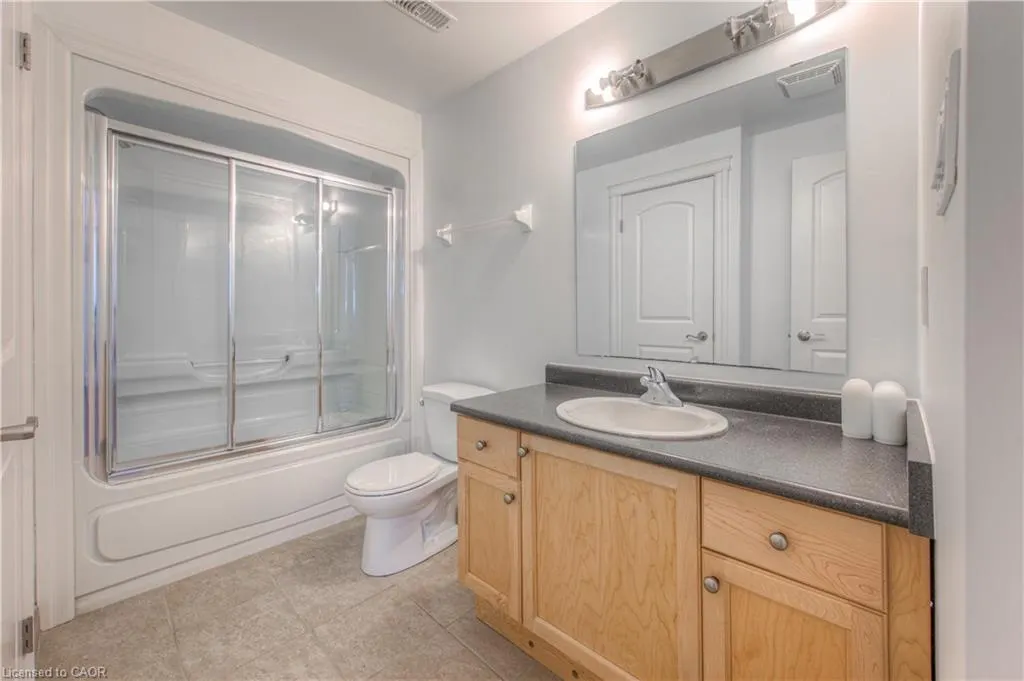 555 King Street E, #109