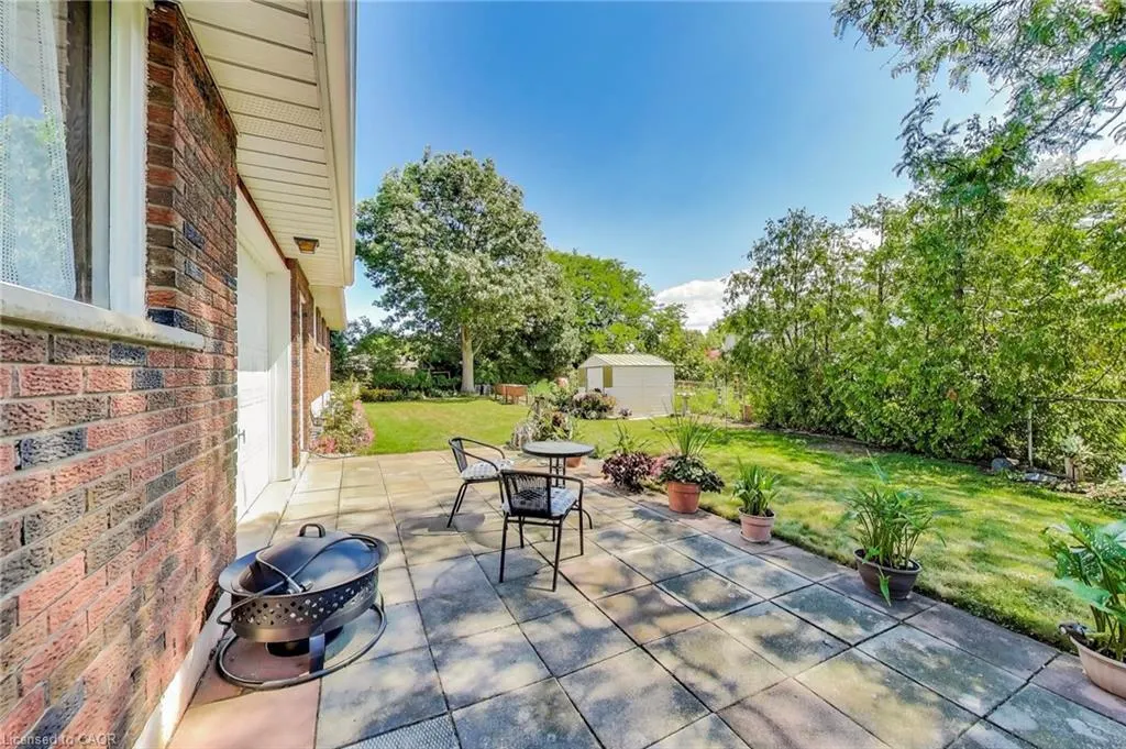 5 Woodsview Place
