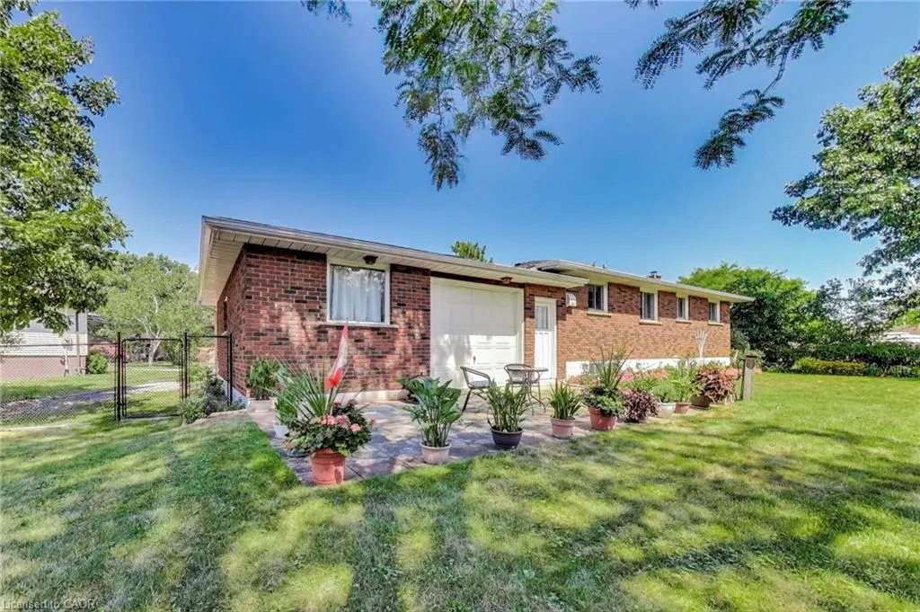 5 Woodsview Place