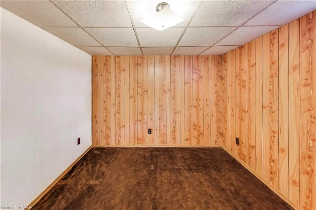 5 Woodsview Place