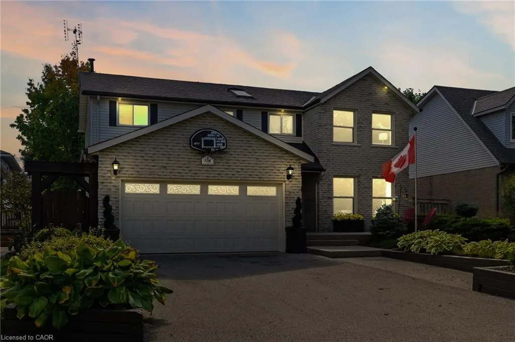 124 Carmine Crescent