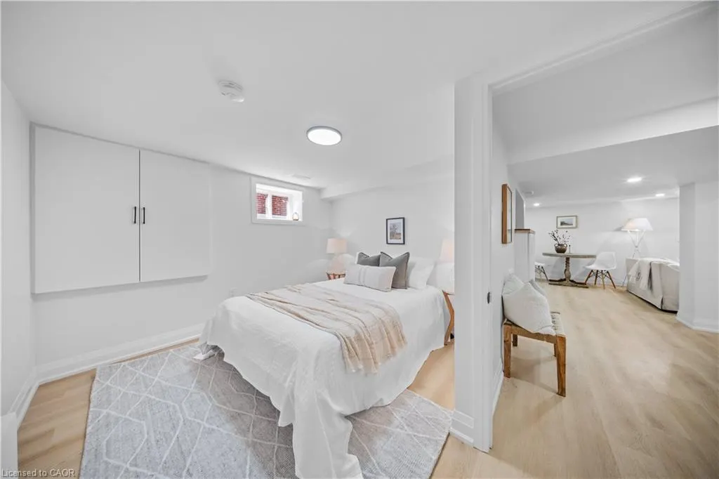48 Woodbridge Road