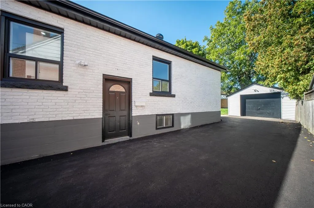 48 Woodbridge Road