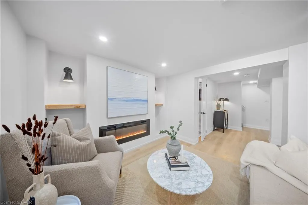 48 Woodbridge Road