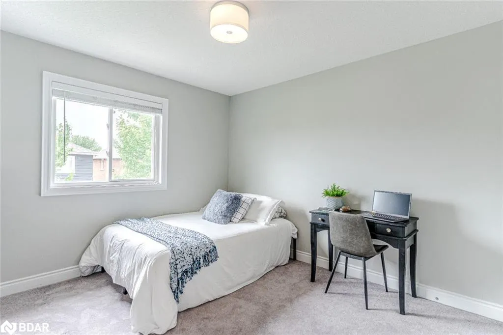 7 Garbutt Crescent