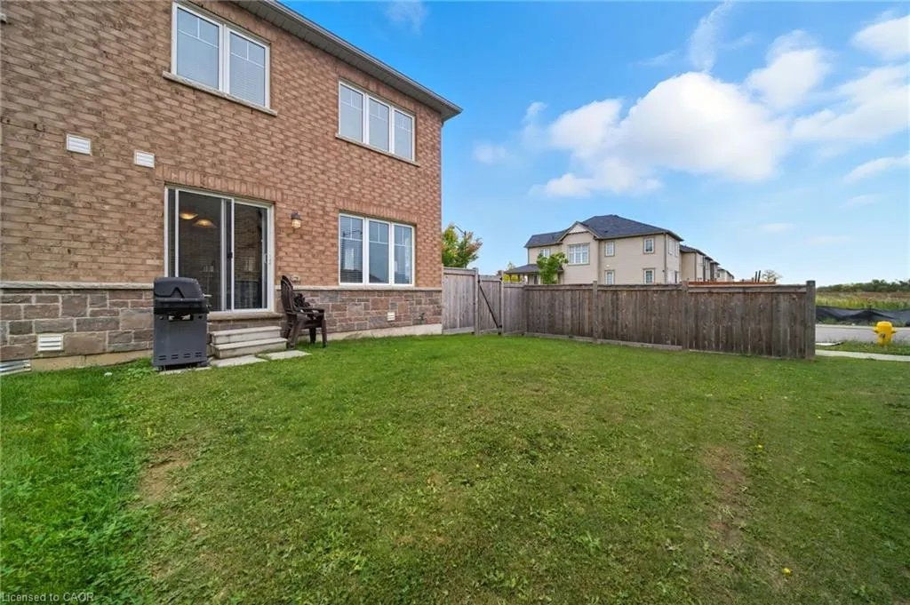176 Maclachlan Avenue