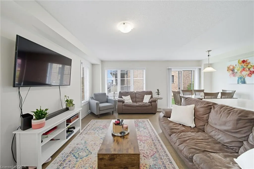 176 Maclachlan Avenue