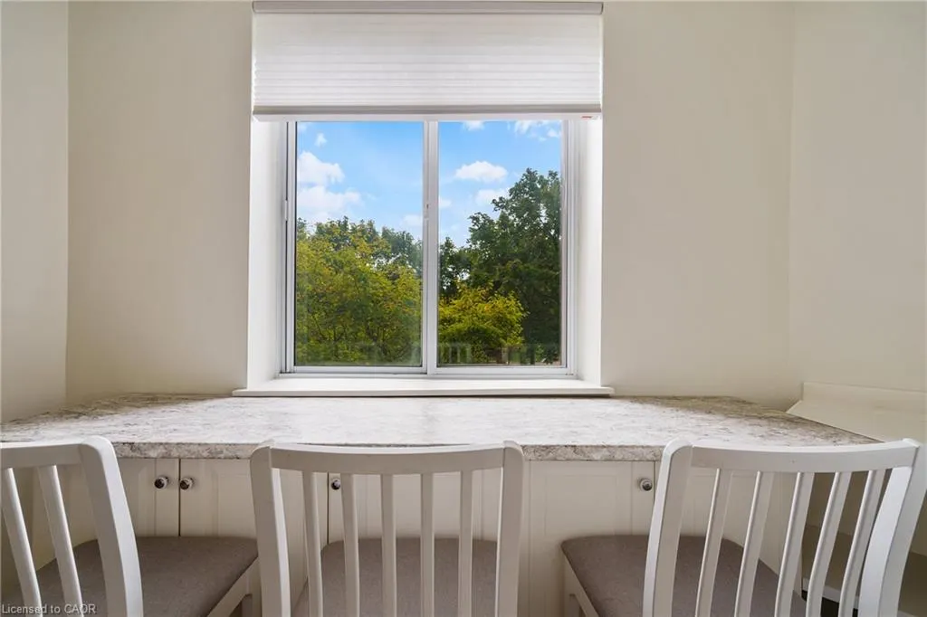 3499 Upper Middle Road, #211