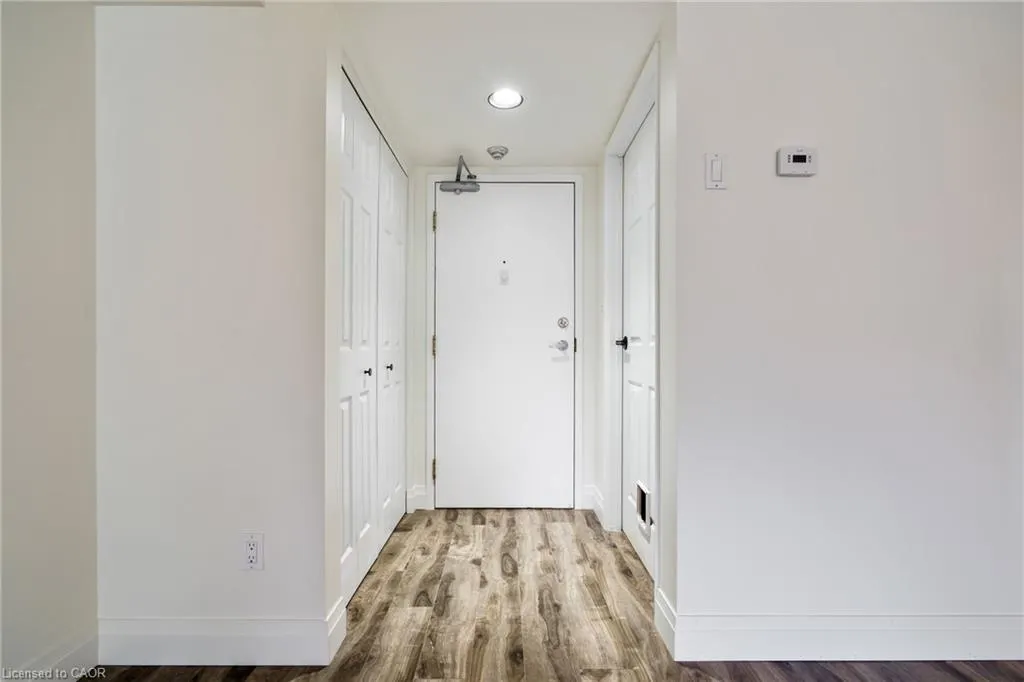 3499 Upper Middle Road, #211
