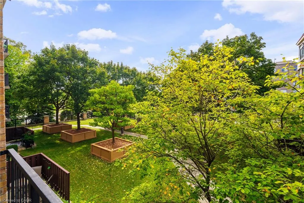 3499 Upper Middle Road, #211