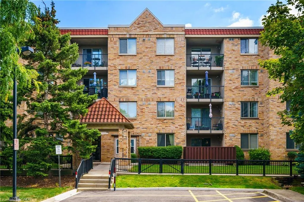 3499 Upper Middle Road, #211