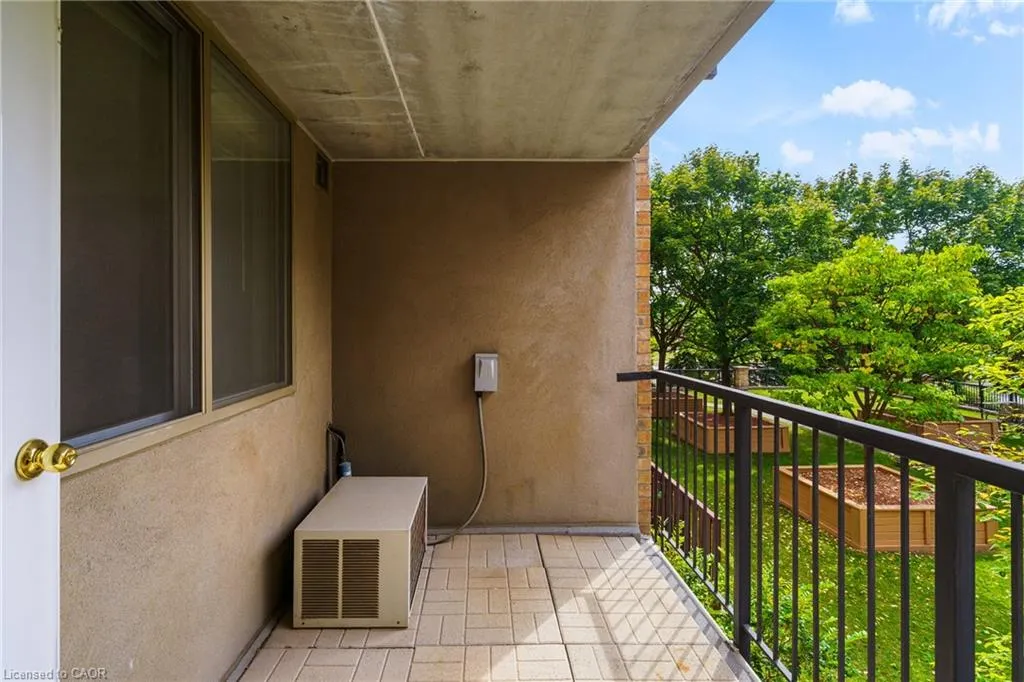 3499 Upper Middle Road, #211